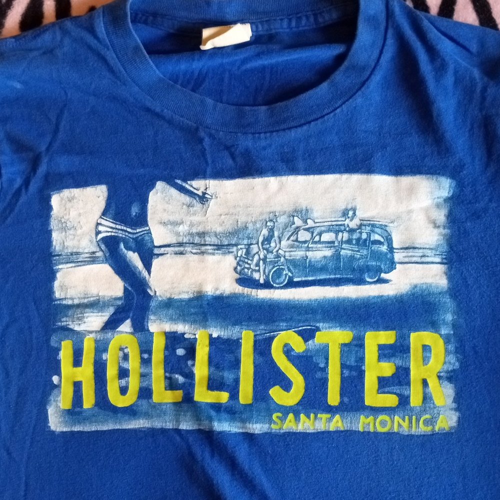 HOLLISTER T-Shirt - Picture 3 of 7